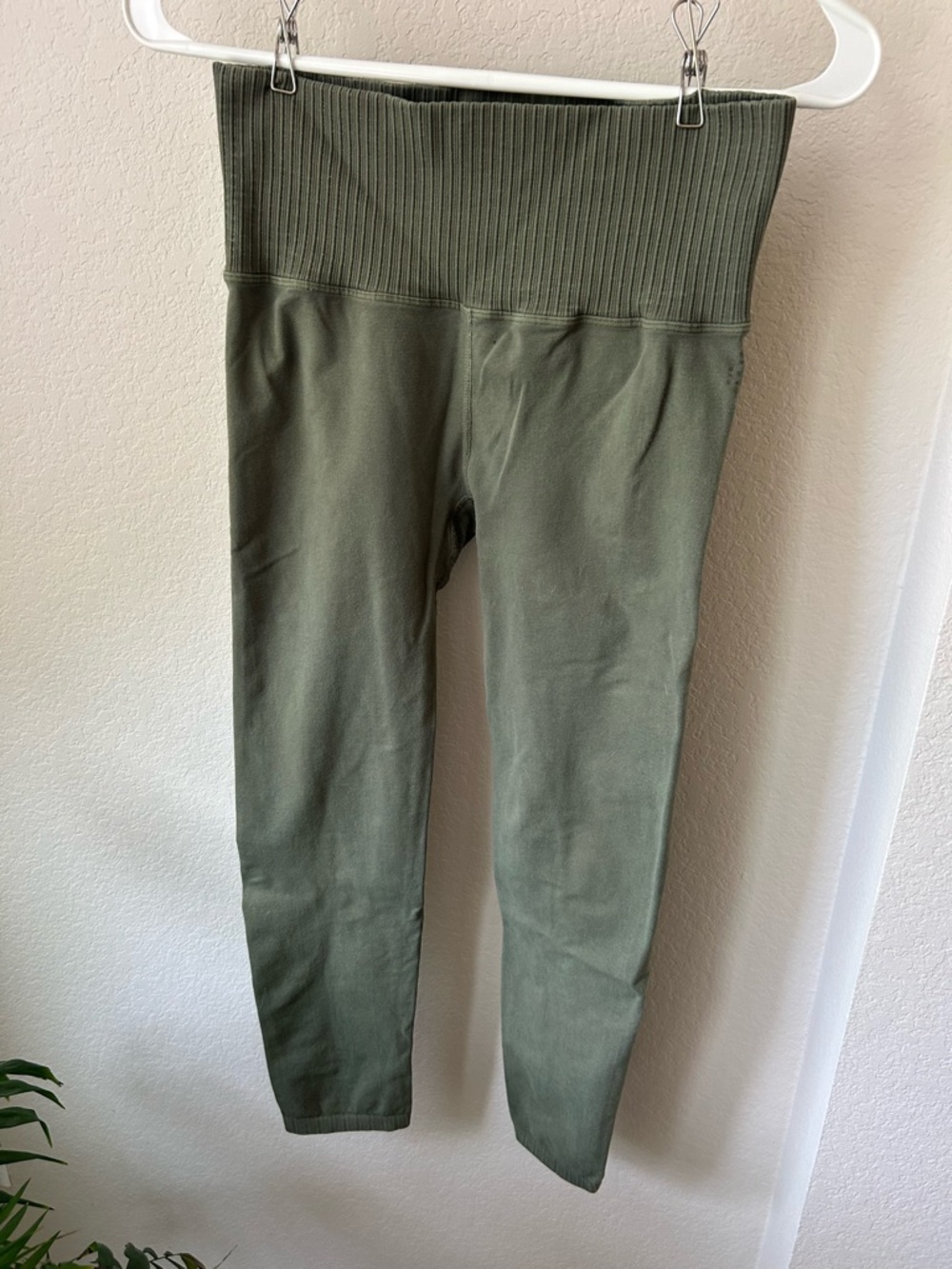 FP Movement by Free People Olive Good Karma 7/8 Leggings